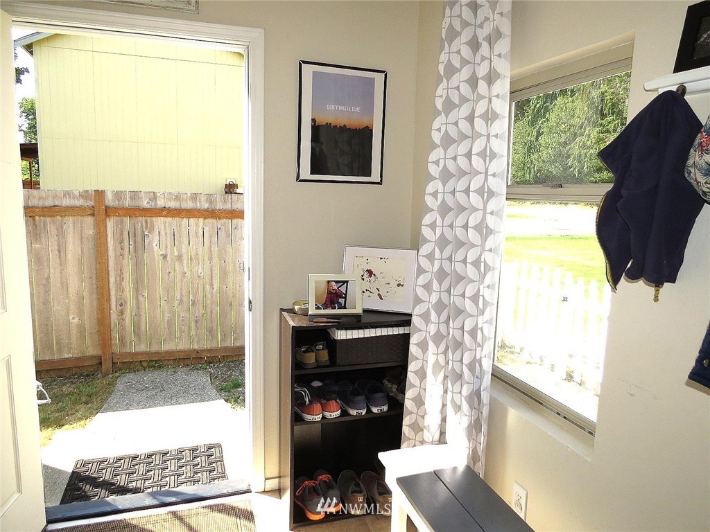 8406 John Dower Road Southwest Lakewood, WA 98499 - Photo 20 of 25 Gallery Image 20
