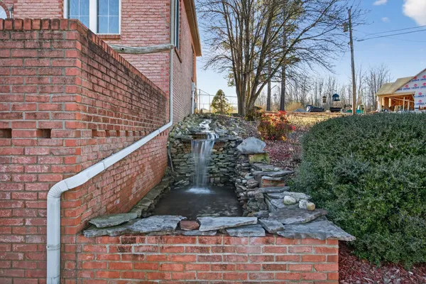 $354,998 | 409 Westwood Drive, Sparta, TN 38583