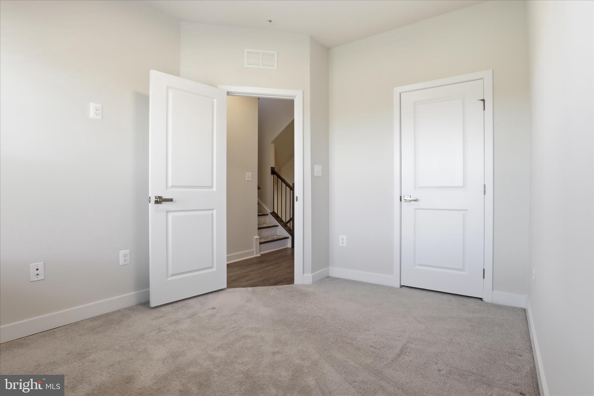4702 Towne Park Road Suitland, MD 20746 - Photo 17 of 46