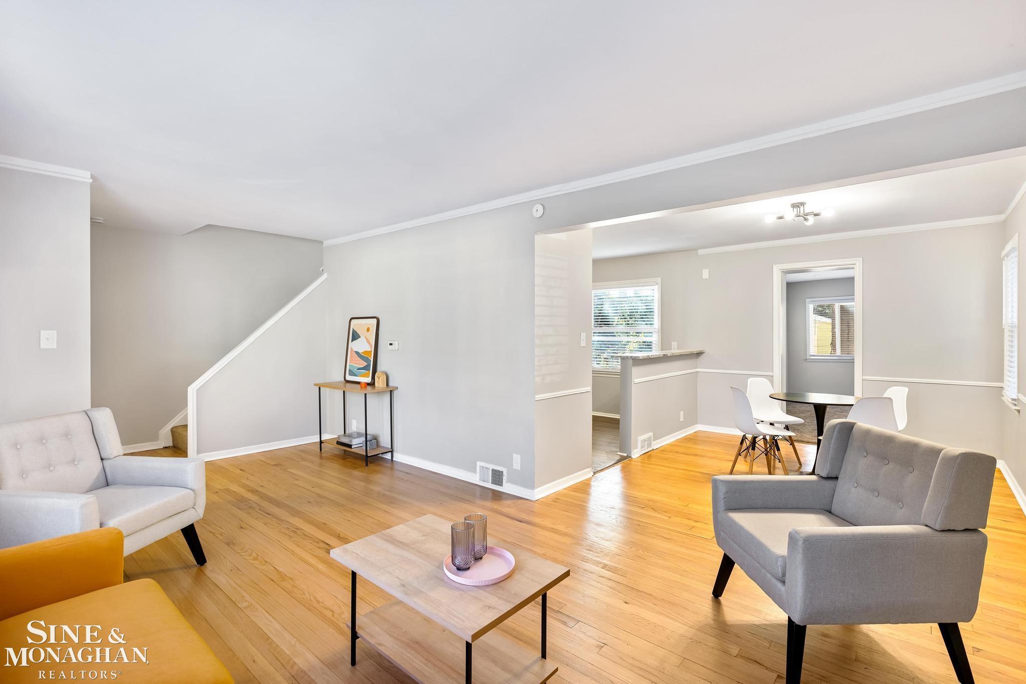 1685 Bournemouth Road Grosse Pointe Woods, MI 48236 - Photo 6 of 32