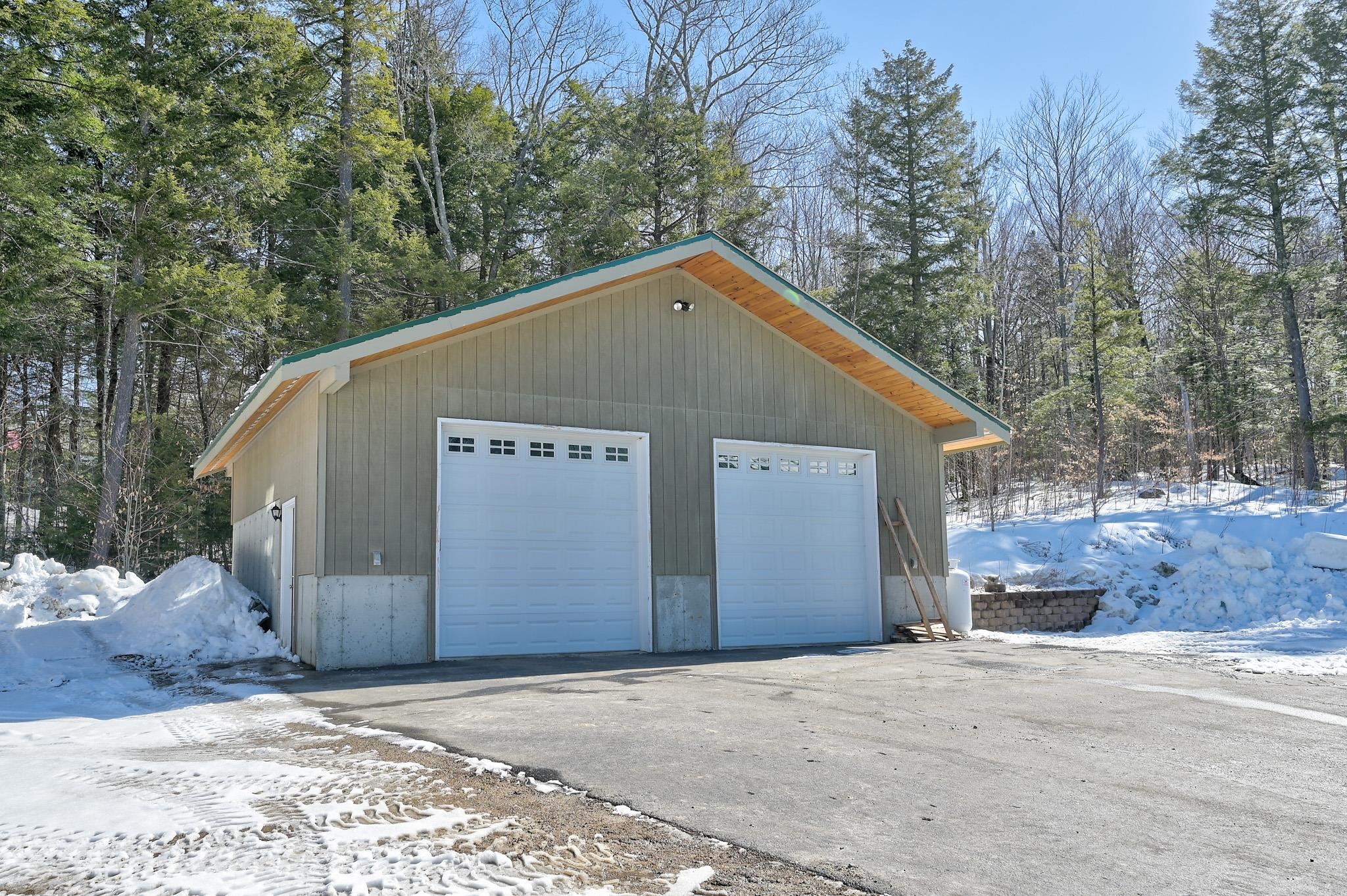 19 Munchen Place Intervale, NH 03845 - Photo 2 of 37