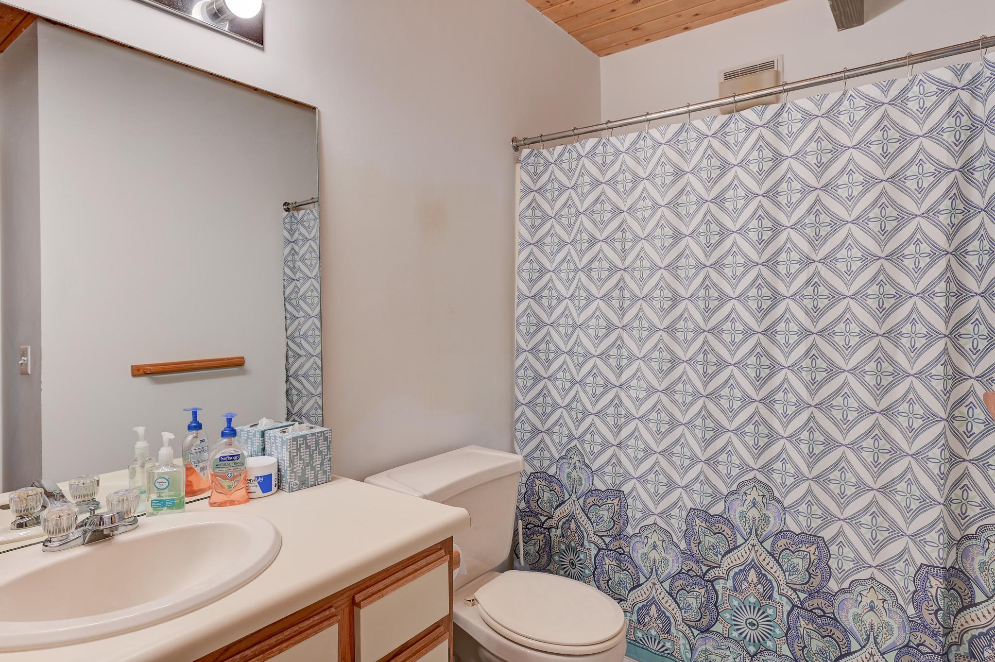 19 Munchen Place Intervale, NH 03845 - Photo 23 of 37