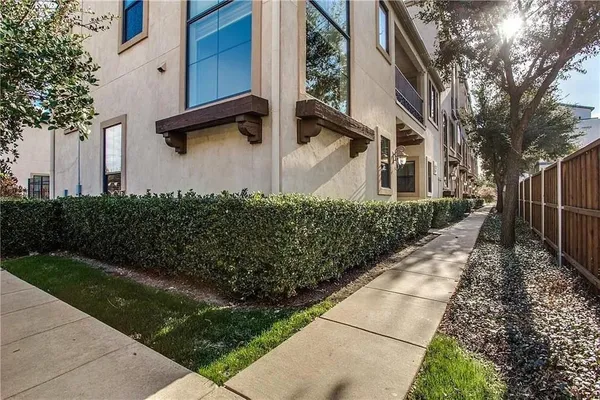 $3,500 | 3012 Carmel Street, Dallas, TX 75204