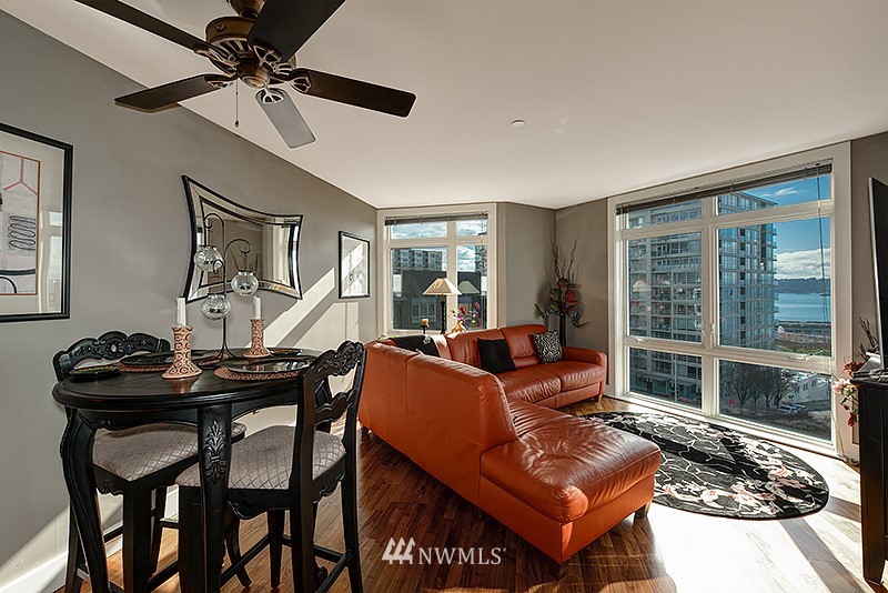 159 Denny Way, Unit 613 Seattle, WA 98109 - Photo 2 of 11