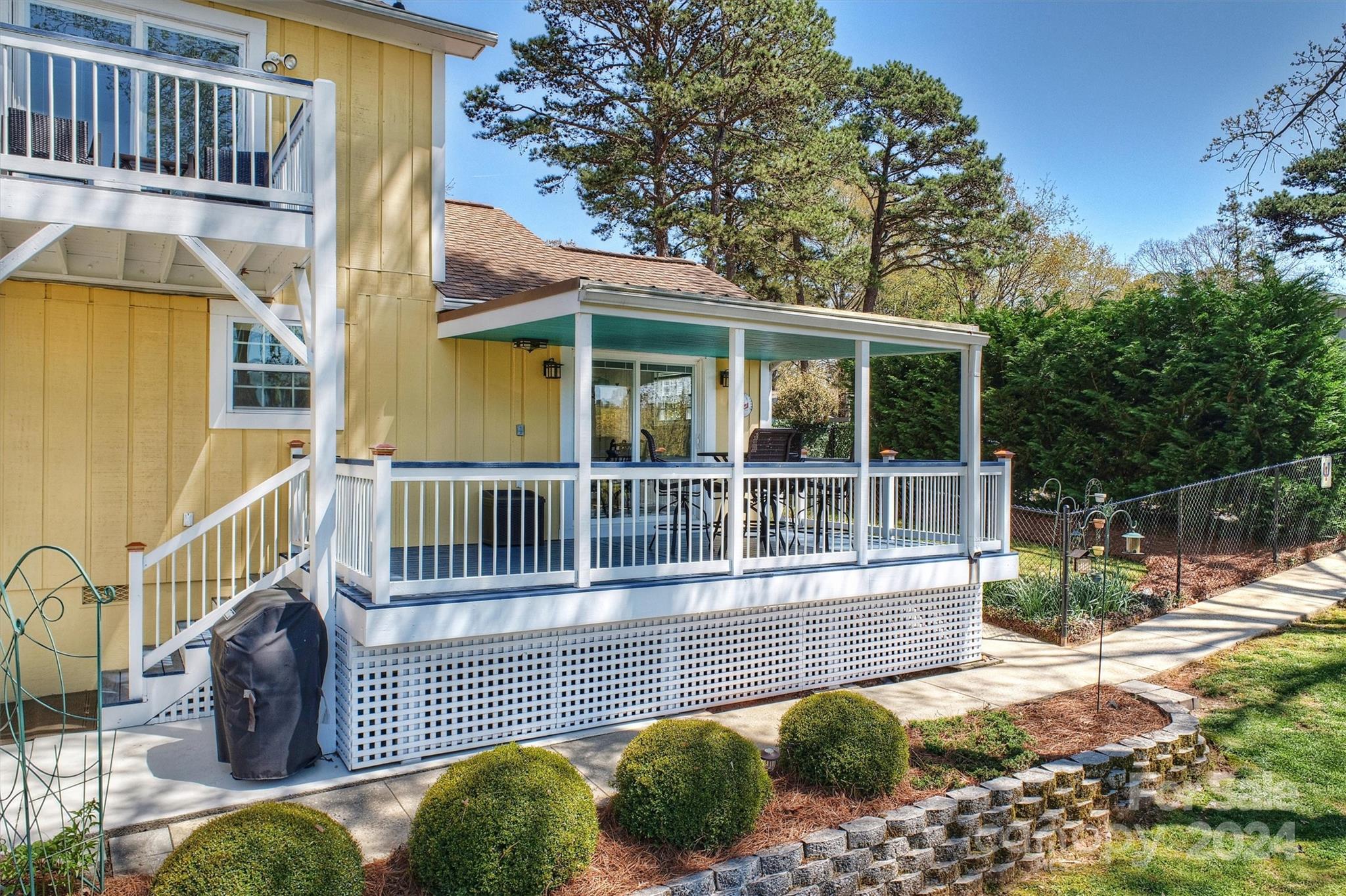 1190 Molokai Drive Tega Cay, SC 29708 - Photo 43 of 46 a view of a chair and table in the patio