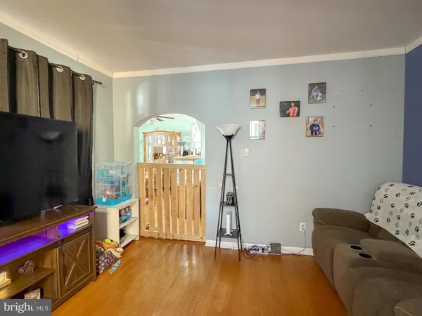 a view of a kitchen and dining room
