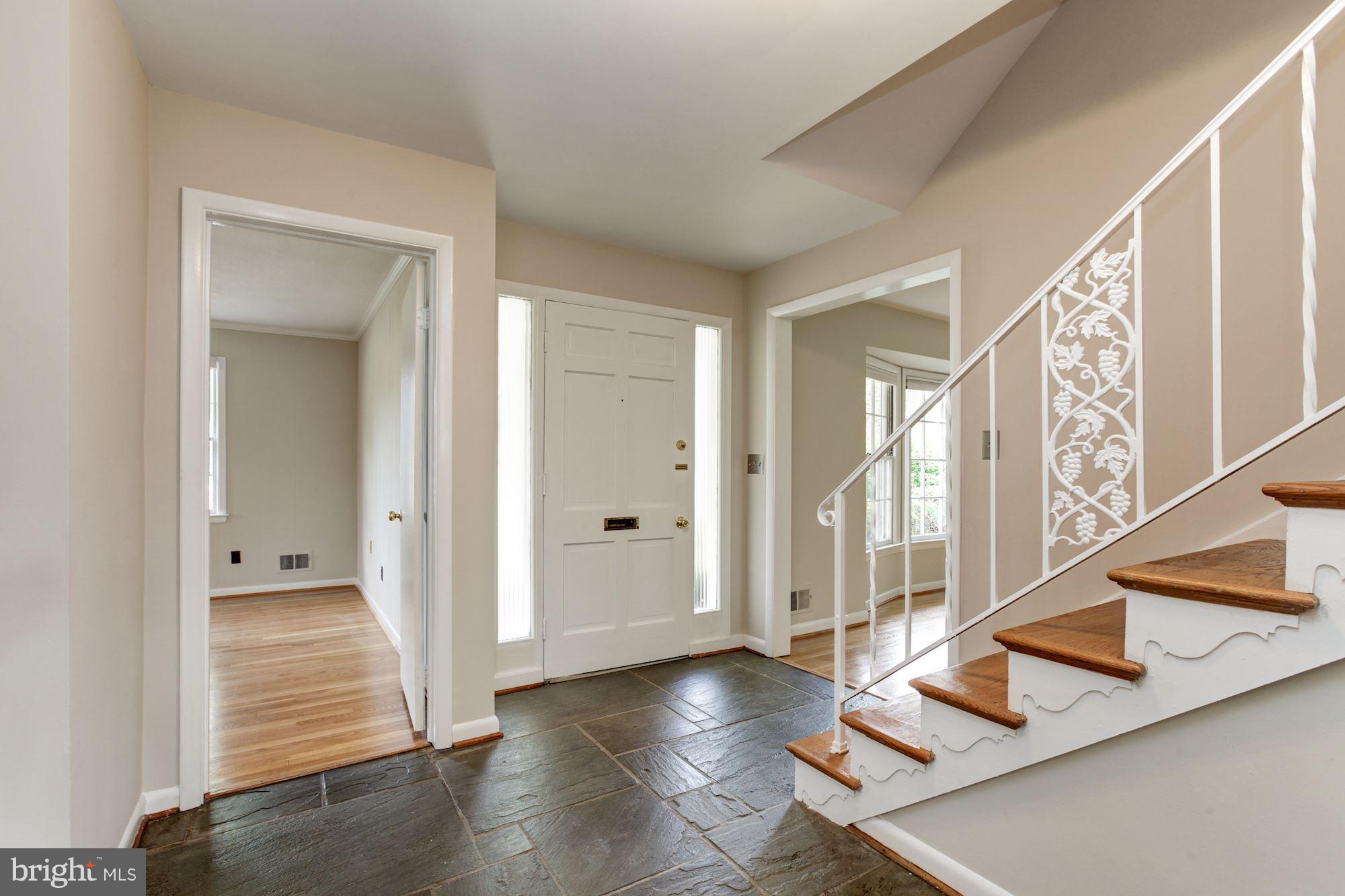 6216 Plainview Road Bethesda, MD 20817 - Photo 2 of 26 Foyer