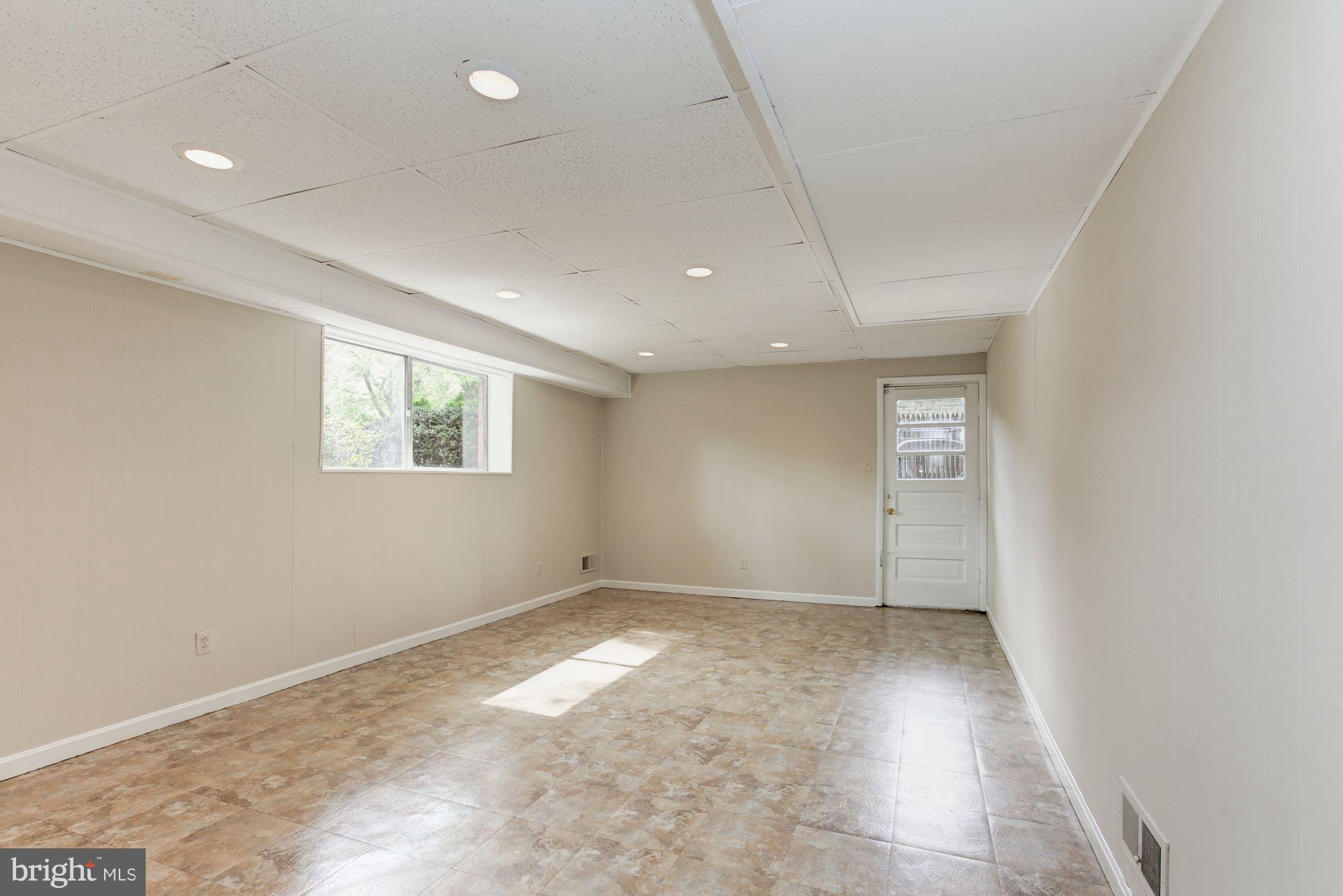 6216 Plainview Road Bethesda, MD 20817 - Photo 22 of 26 Lower Level Bedroom