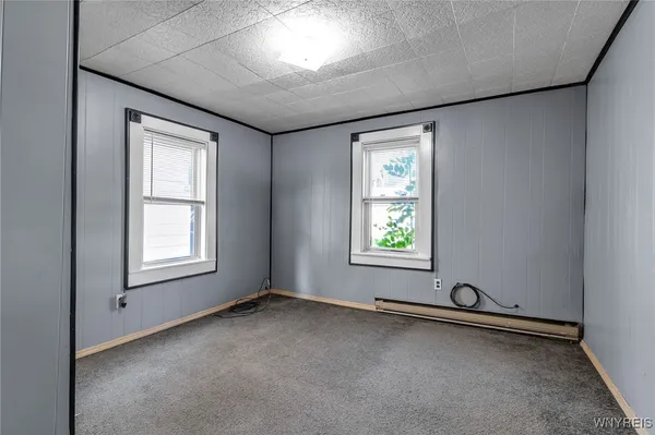 $124,900 | 210 Young Street, Tonawanda, NY 14150