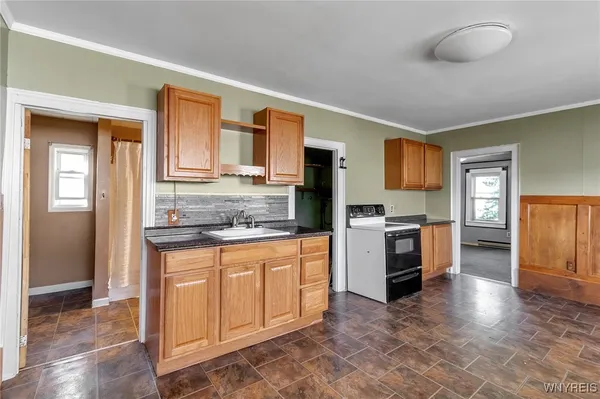 $124,900 | 210 Young Street, Tonawanda, NY 14150