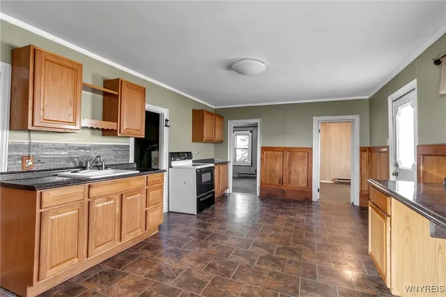 $134,900 | 210 Young Street, Tonawanda, NY 14150