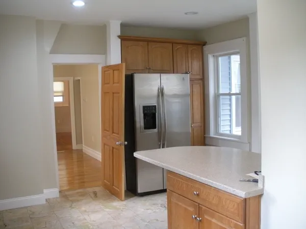 $2,800 | 113 Rockland Street, Unit 1, Canton, MA 02021
