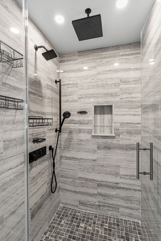 24 Townsend Road Shirley, MA 01464 - Photo 18 of 40