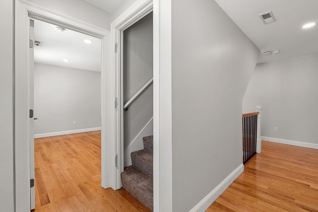 24 Townsend Road Shirley, MA 01464 - Photo 28 of 40