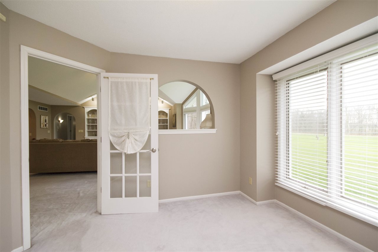 2414 East Ferguson Road Fort Wayne, IN 46816 - Photo 13 of 33