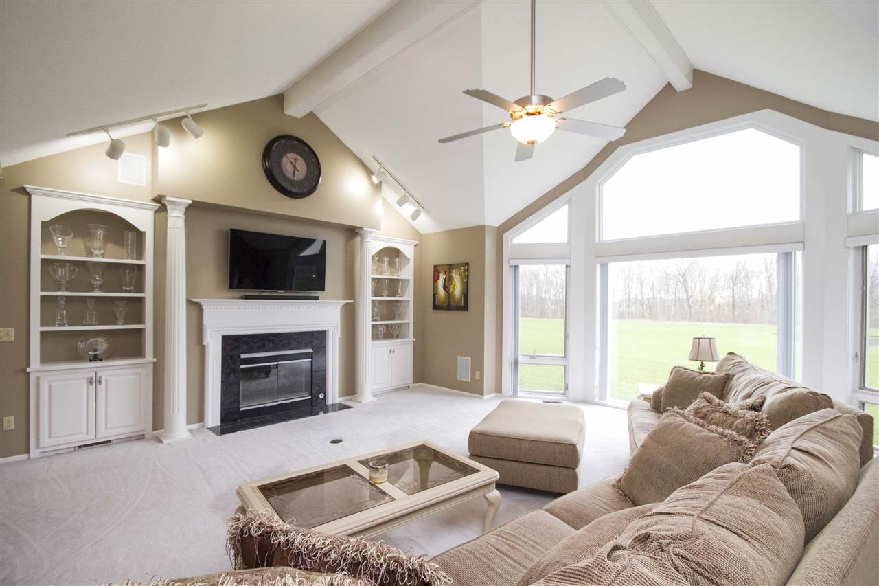 2414 East Ferguson Road Fort Wayne, IN 46816 - Photo 3 of 33