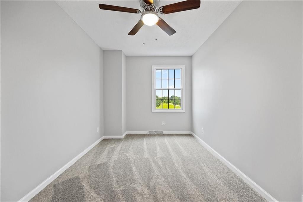 3251 Grandview Road Ellwood City, PA 16117 - Photo 21 of 41