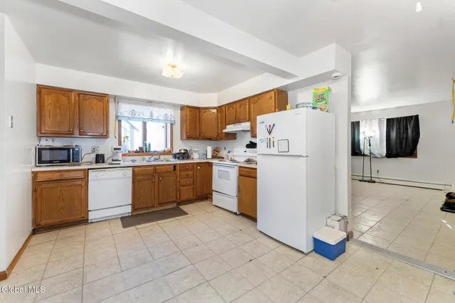 $254,900 | 227-229 Elm Street, Schenectady, NY 12304