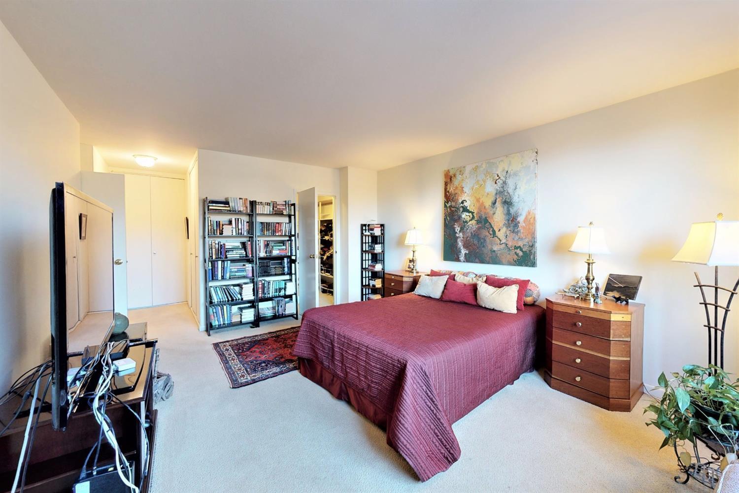2444 Madison Road, Unit 309 Cincinnati, OH 45208 - Photo 36 of 50