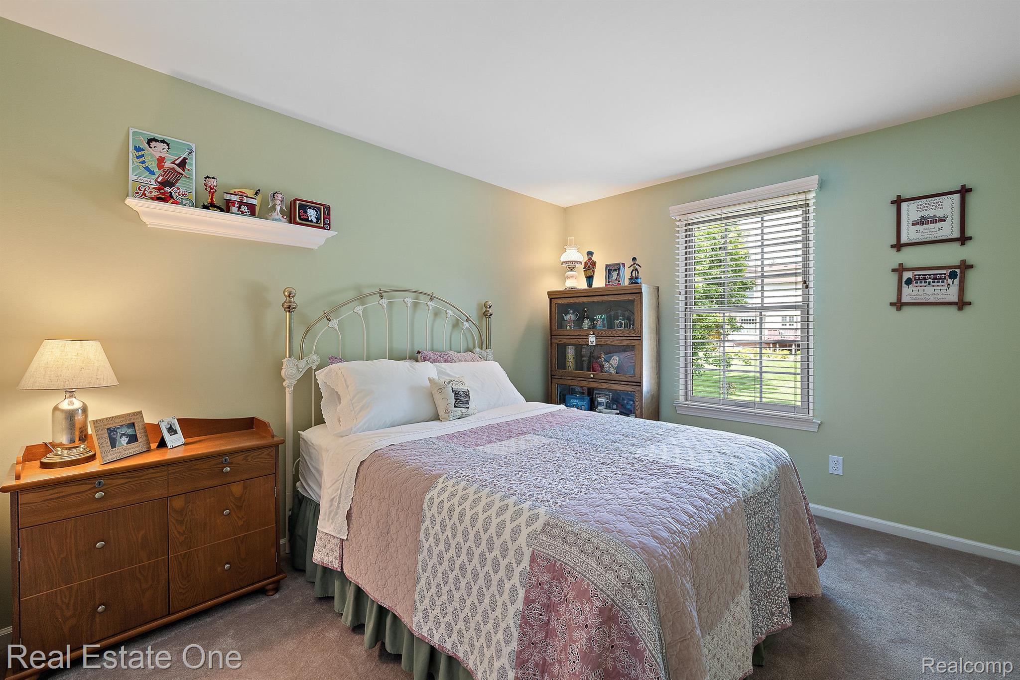 1272 Thames Drive Rochester, MI 48307 - Photo 23 of 37 Gallery Image 23