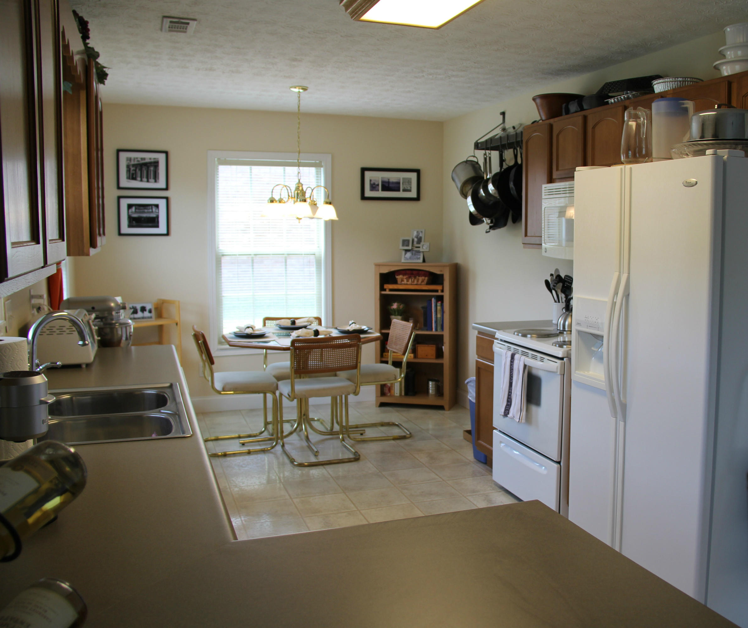 7036 Ghiradelli Road Knoxville, TN 37918 - Photo 7 of 24 Eat in kitchen