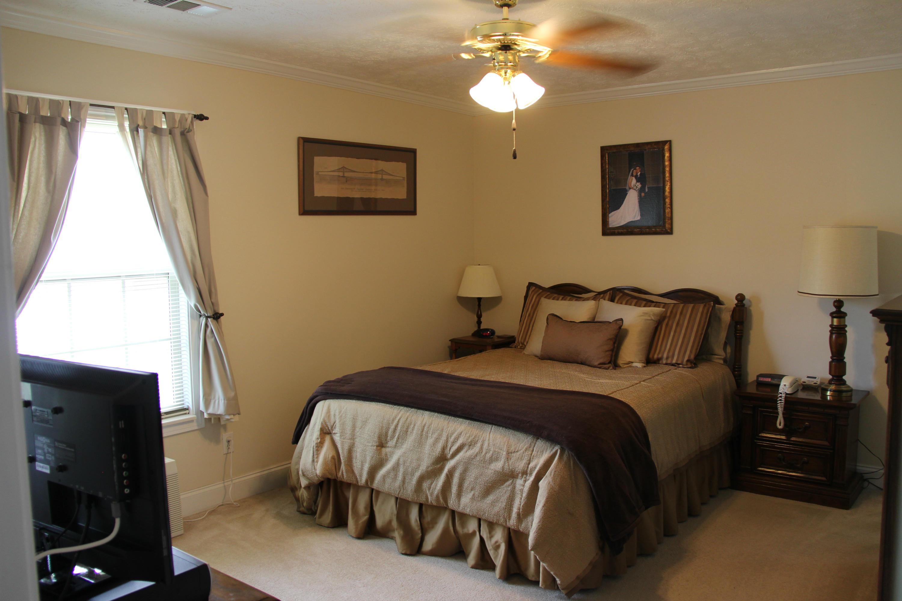 7036 Ghiradelli Road Knoxville, TN 37918 - Photo 9 of 24 Master bedroom