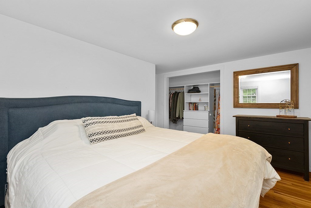 73 High Street Medfield, MA 02052 - Photo 20 of 38