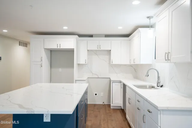 $999,000 | 1 Kurosaka Lane, Unit D, Lake George, NY 12845