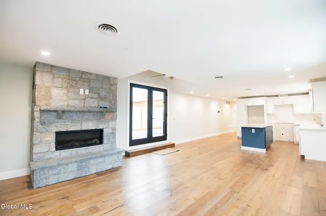 $999,000 | 1 Kurosaka Lane, Unit D, Lake George, NY 12845