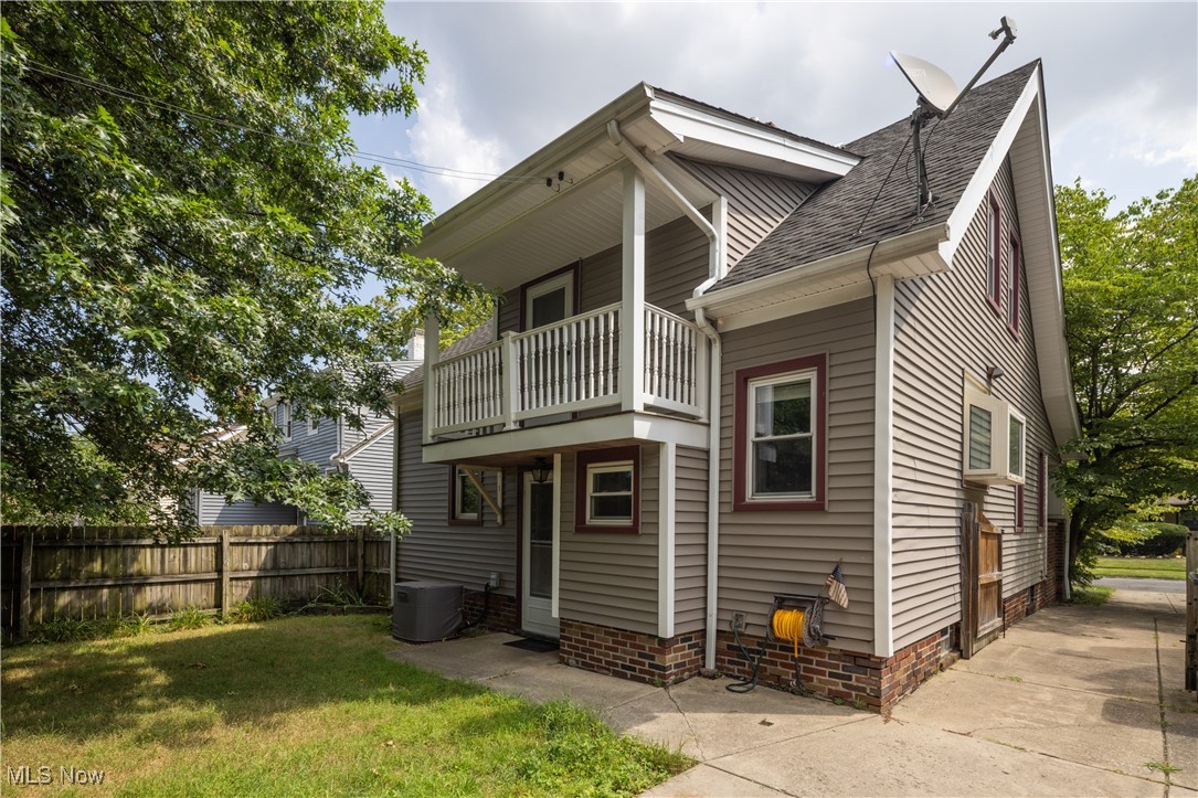 1048 Oxford Road Cleveland, OH 44121 - Photo 31 of 35 Gallery Image 31