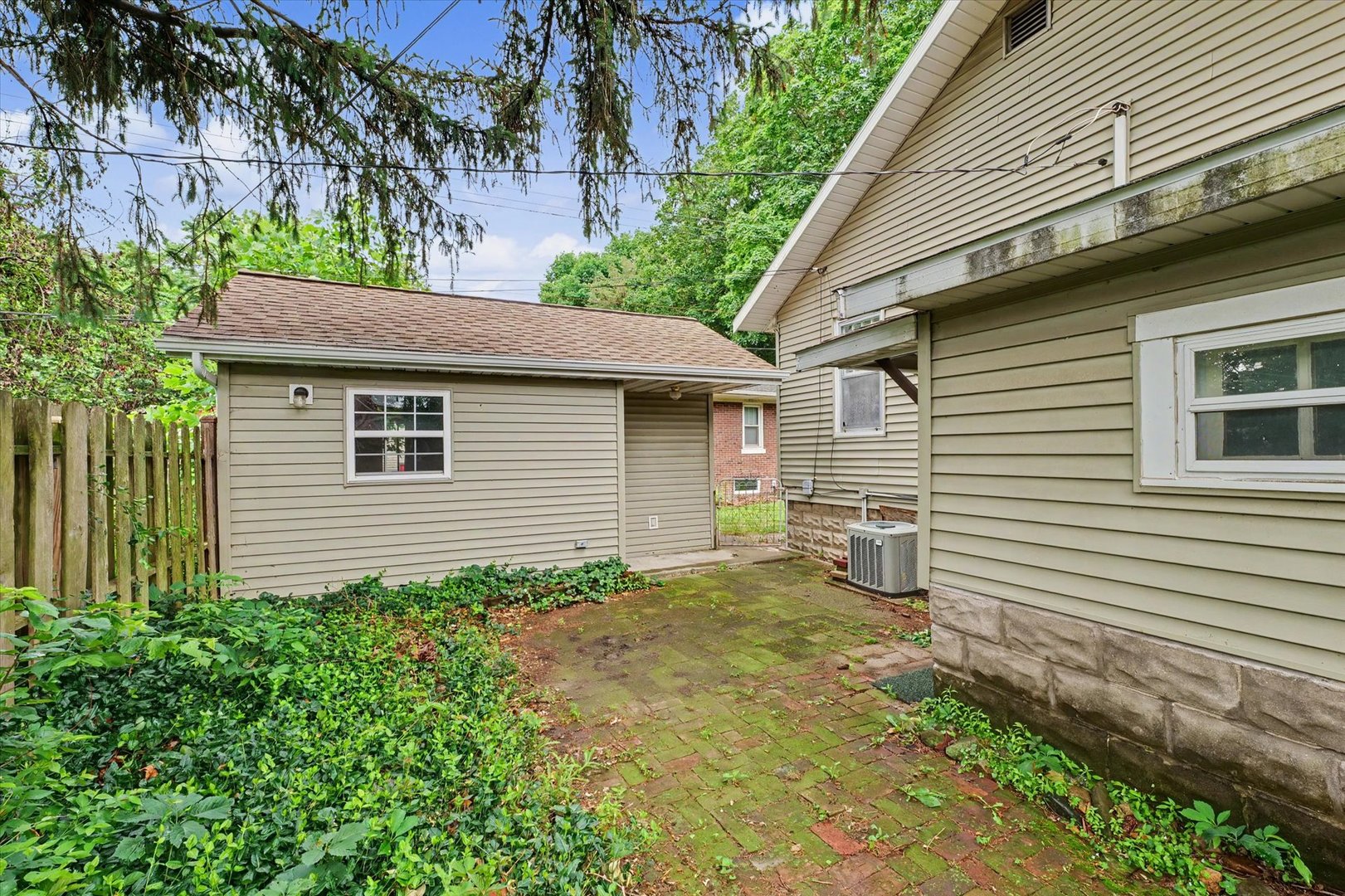 206 North Victor Street Champaign, IL 61821 - Photo 27 of 28