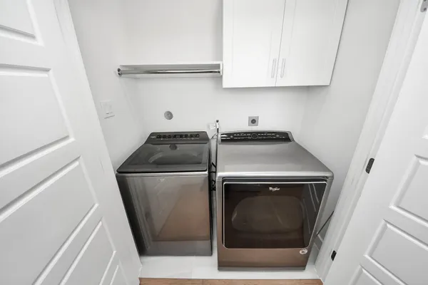 $2,500 | 4623 Cochran Street, Houston, TX 77009