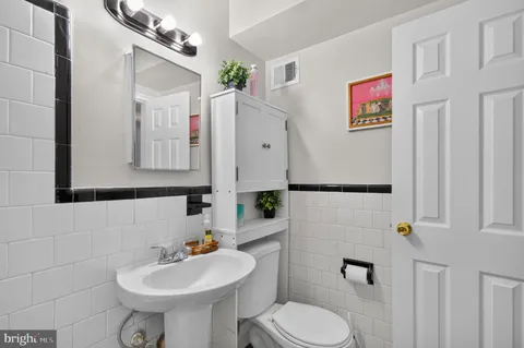 $349,000 | 1415 Congress Place Southeast, Washington, DC 20032