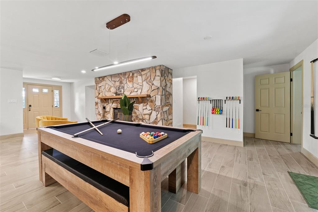 1830 Lakeview Road Clearwater, FL 33764 - Photo 12 of 37