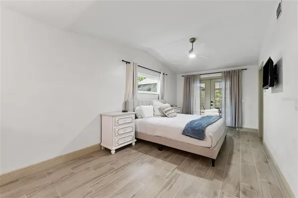 $645,000 | 1830 Lakeview Road, Clearwater, FL 33764