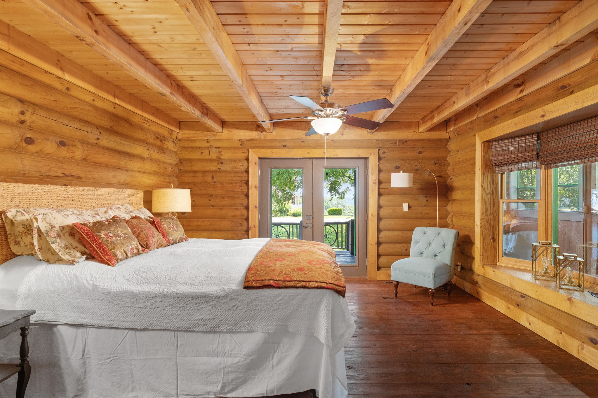 158 Dillon Road Baxter, TN 38544 - Photo 39 of 93 a bedroom with a large bed and wooden floor