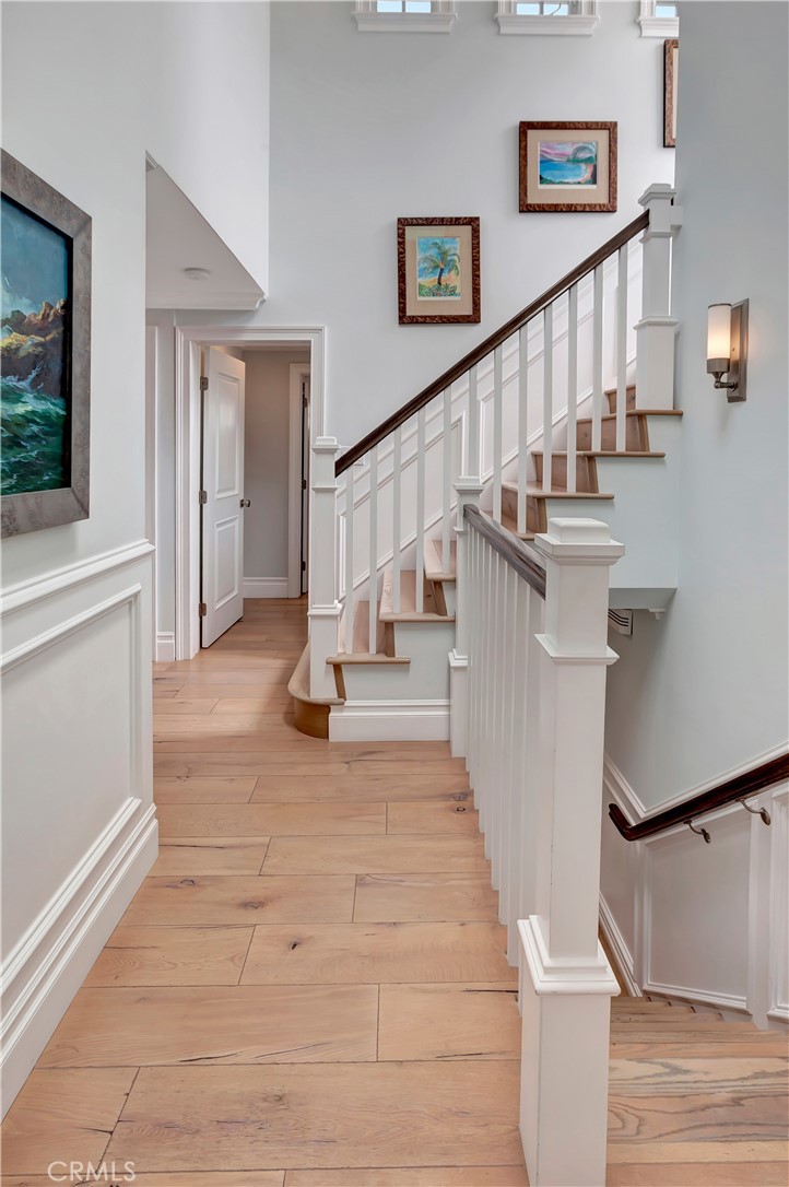 1102 West Oceanfront Newport Beach, CA 92661 - Photo 17 of 32 a view of entryway and hall