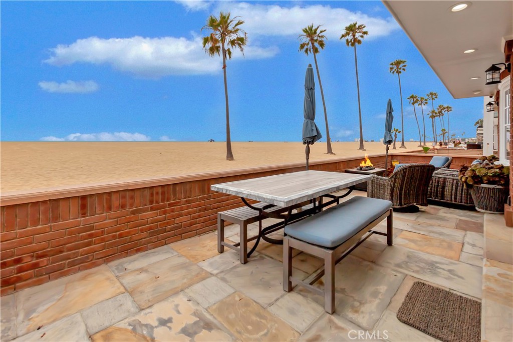 1102 West Oceanfront Newport Beach, CA 92661 - Photo 2 of 32