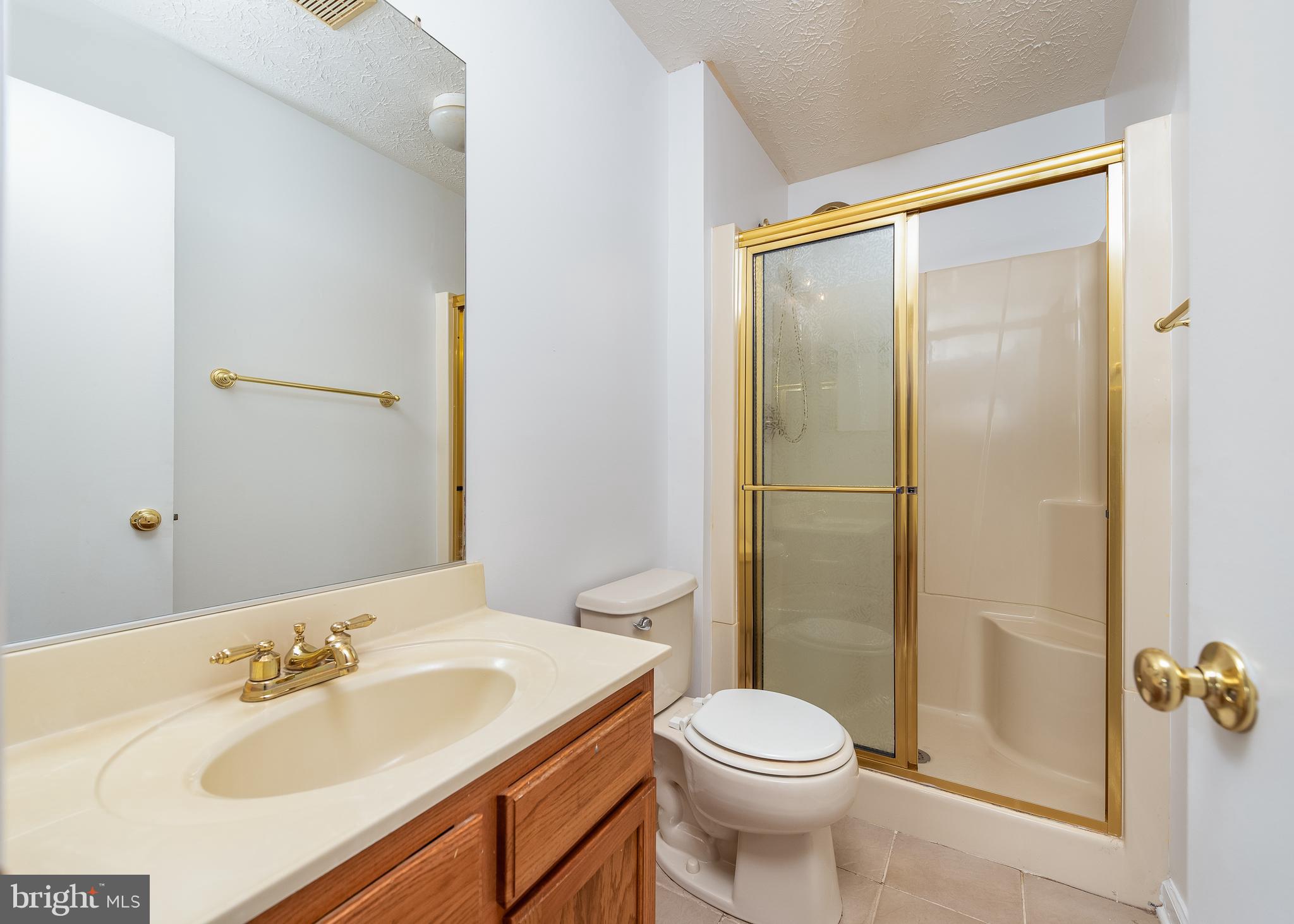 7713 Cornerstone Way Baltimore, MD 21244 - Photo 12 of 26 Primary Bath