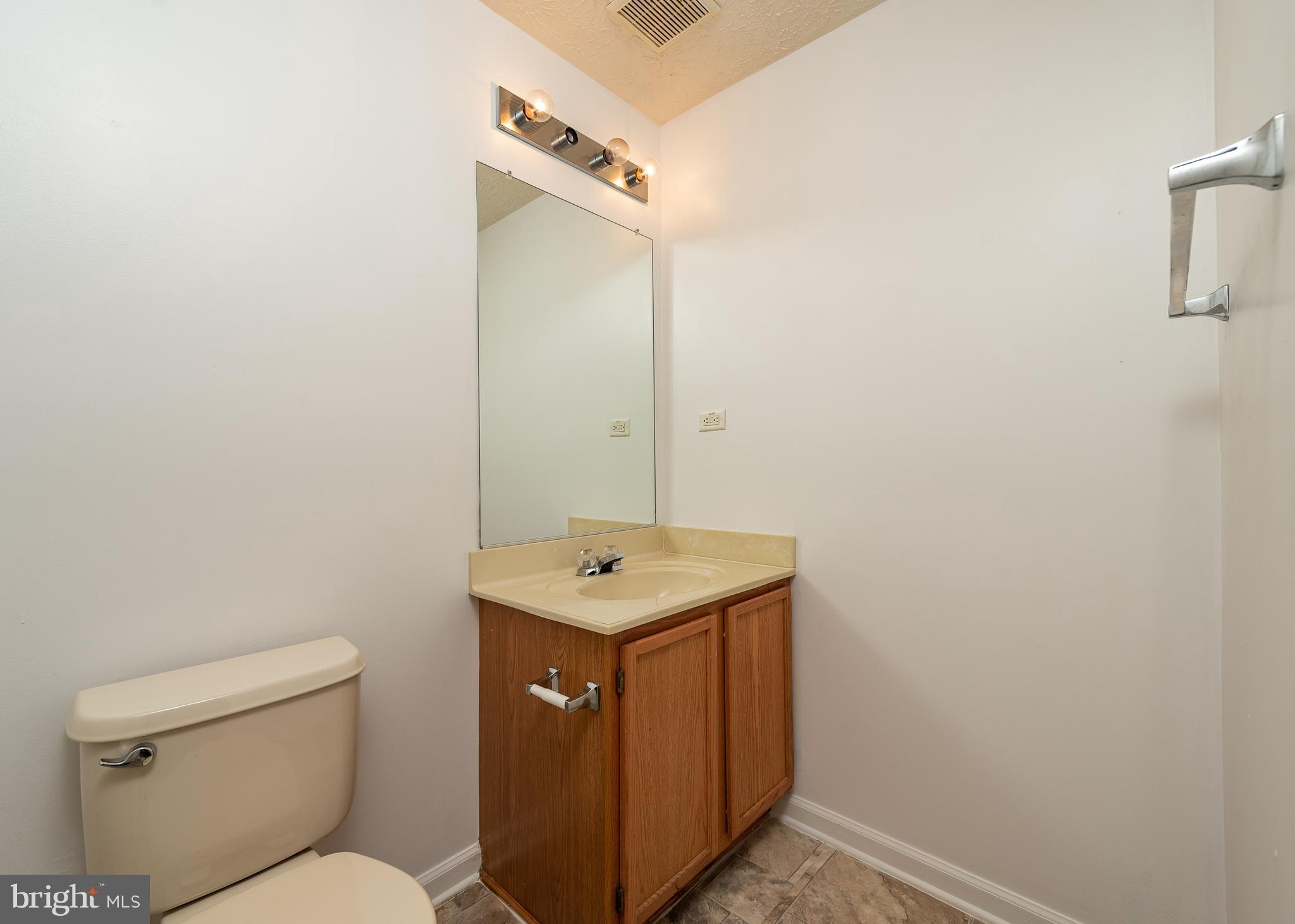 7713 Cornerstone Way Baltimore, MD 21244 - Photo 18 of 26 Half Bath