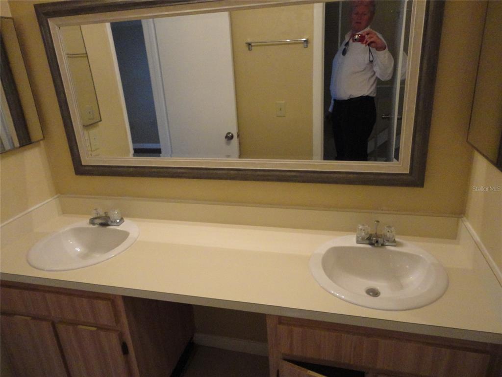 2147 Southwest 39 Way Gainesville, FL 32607 - Photo 7 of 13