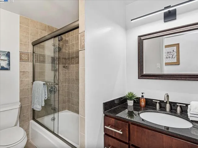 $649,000 | 1555 Lakeside Drive, Unit 62, Oakland, CA 94612