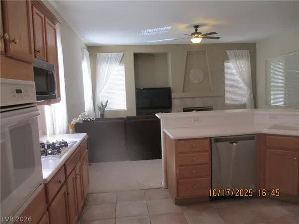 $2,980 | 901 Cypress Ridge Lane, Las Vegas, NV 89144