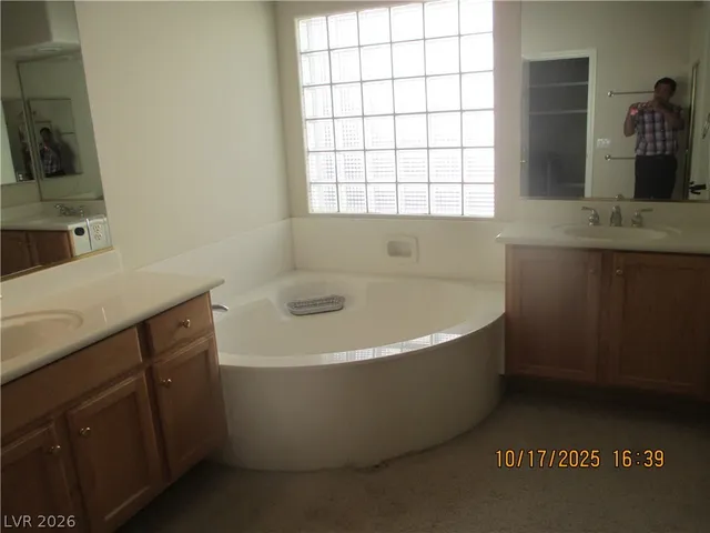 $3,095 | 901 Cypress Ridge Lane, Las Vegas, NV 89144