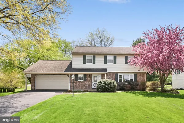 $489,500 | 116 Pleasant View Drive, Lititz, PA 17543