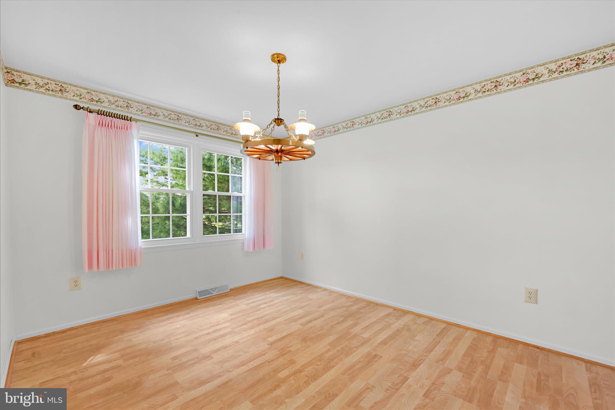 116 Pleasant View Drive Lititz, PA 17543 - Photo 16 of 50 Dining Room