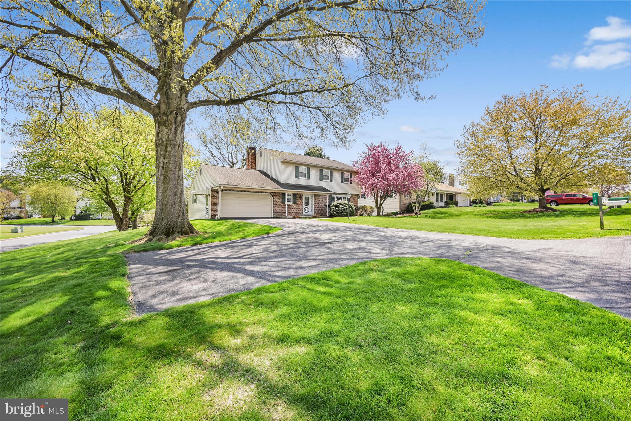116 Pleasant View Drive Lititz, PA 17543 - Photo 6 of 50 Exterior Front