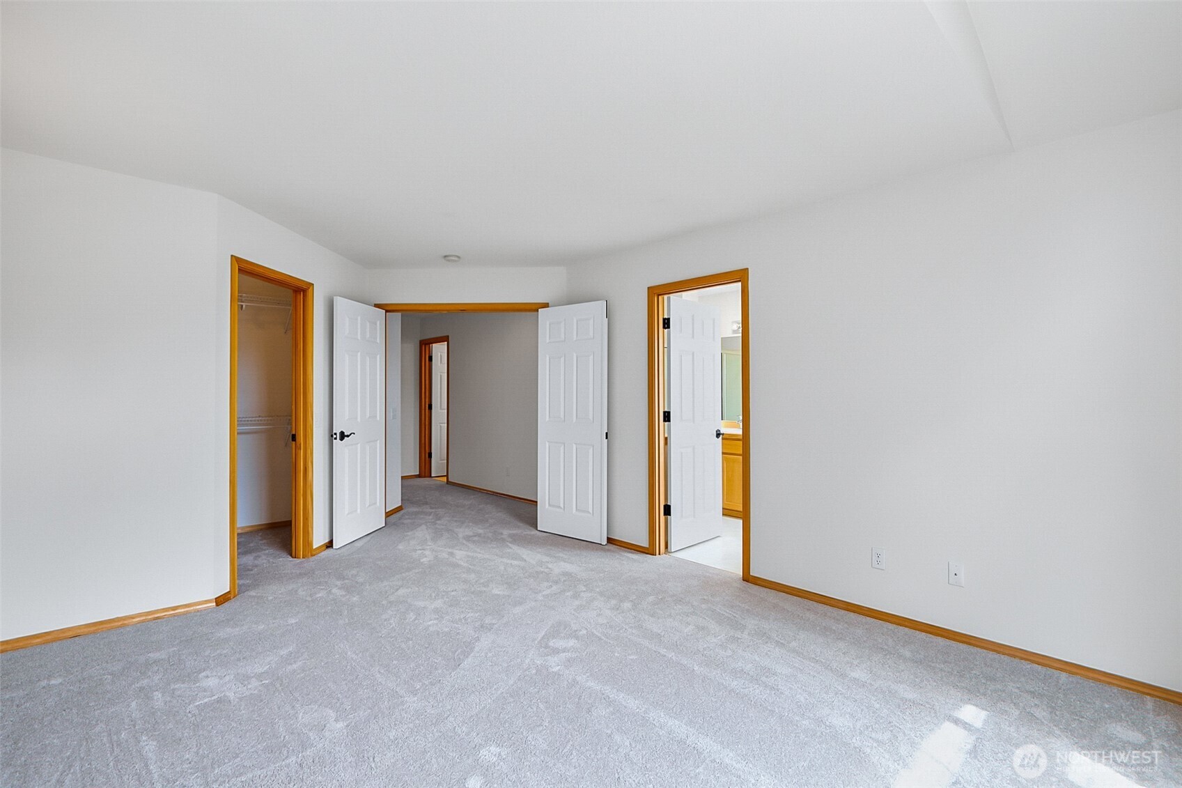 18410 11th Drive Southeast Bothell, WA 98012 - Photo 32 of 40 an empty room with closet area