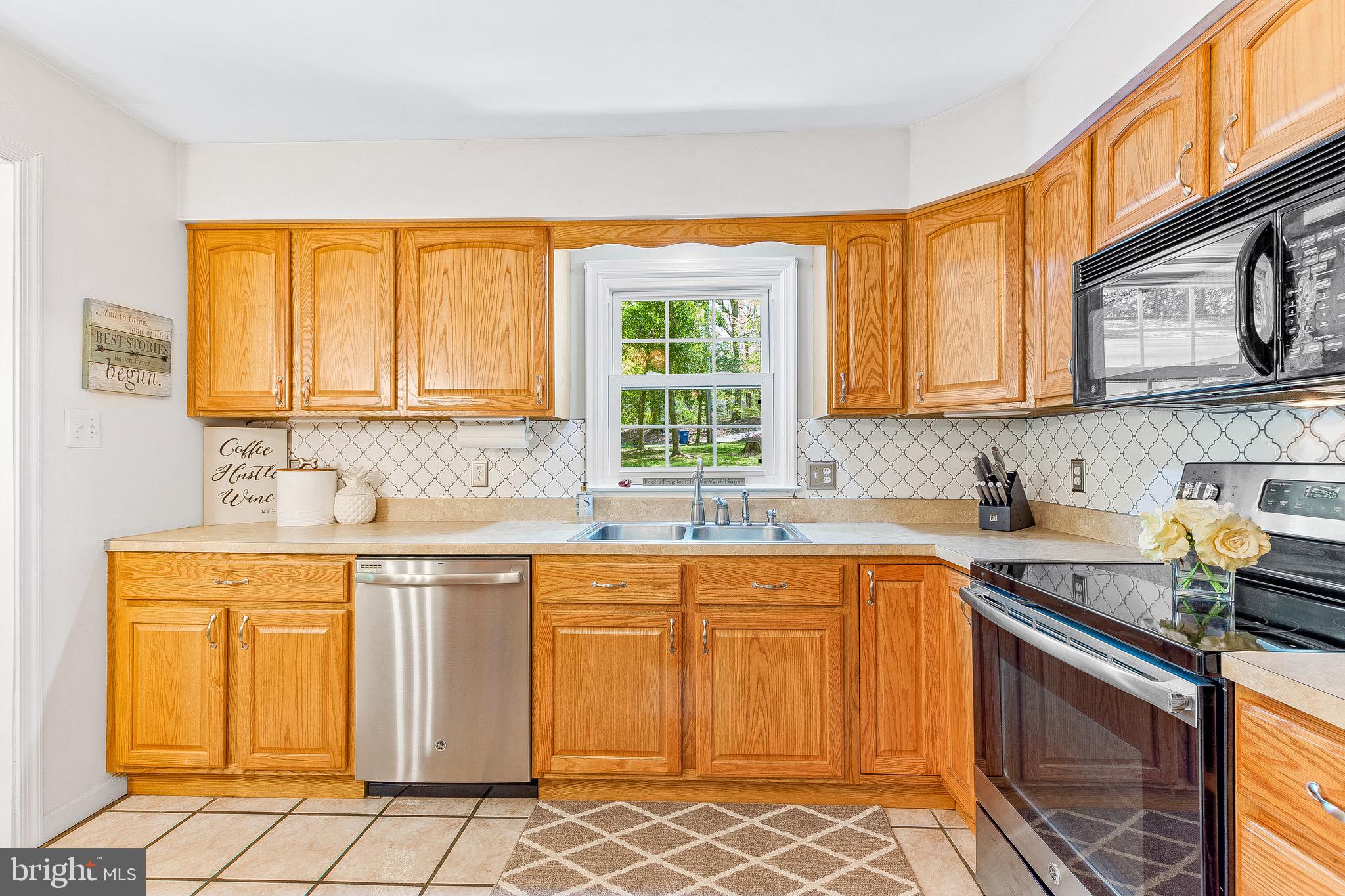 7290 Simms Landing Road Port Tobacco, MD 20677 - Photo 9 of 74 View of Kitchen