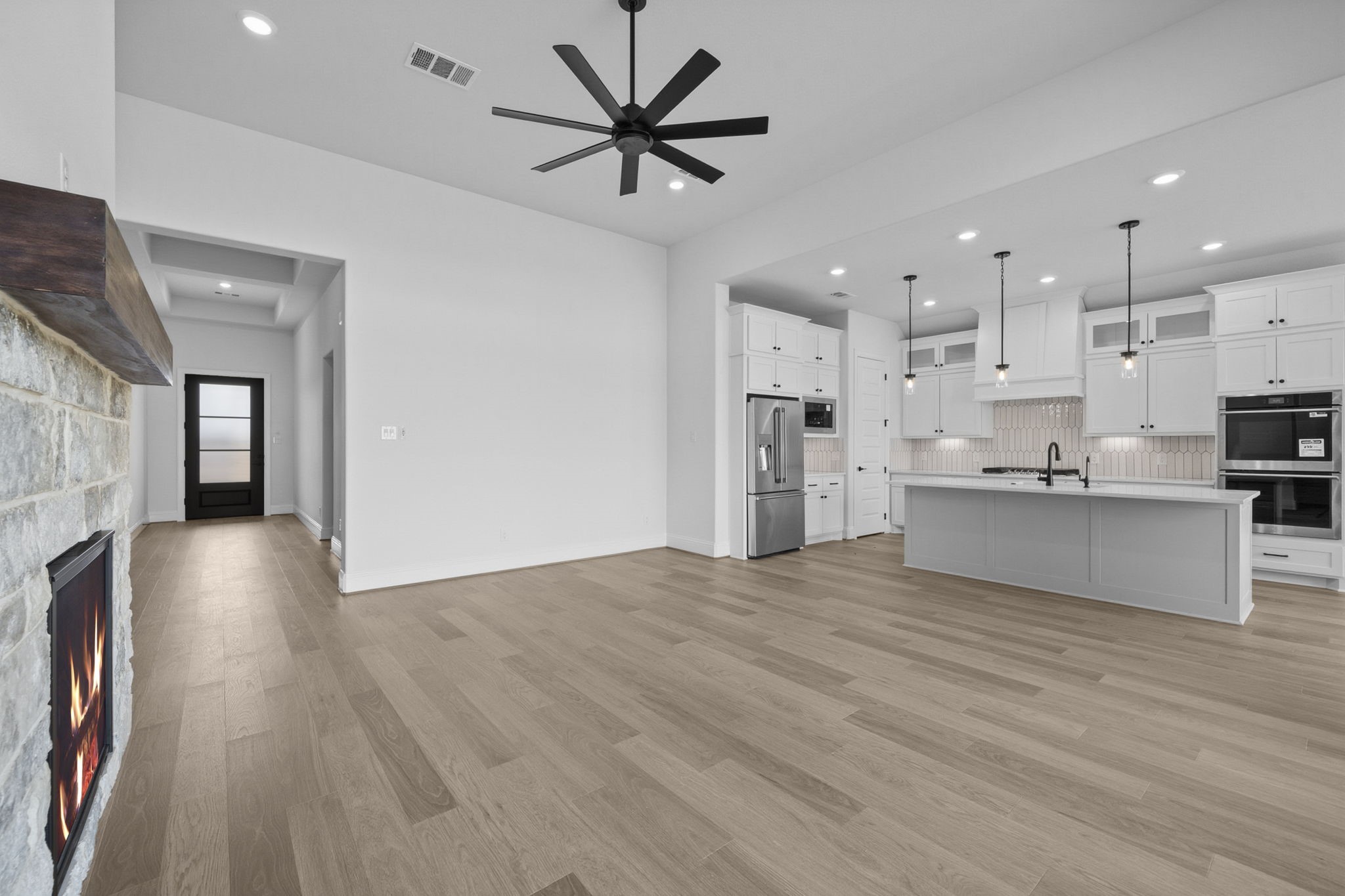 725 Cross Timbers Trace Hempstead, TX 77445 - Photo 6 of 40